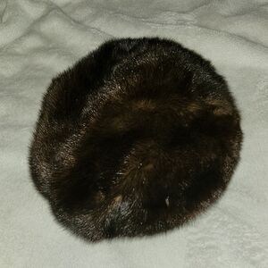 Size M-L | Vintage 1980's black/brown Mink fur hat